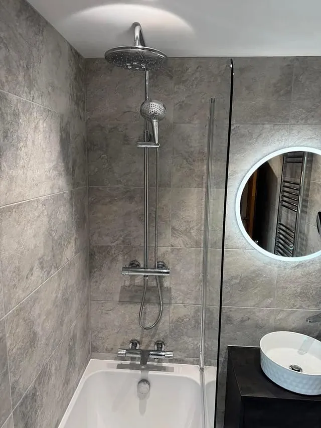 Grey marble bathroom tiles