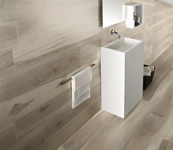 Bathroom with Light-Coloured Tiles